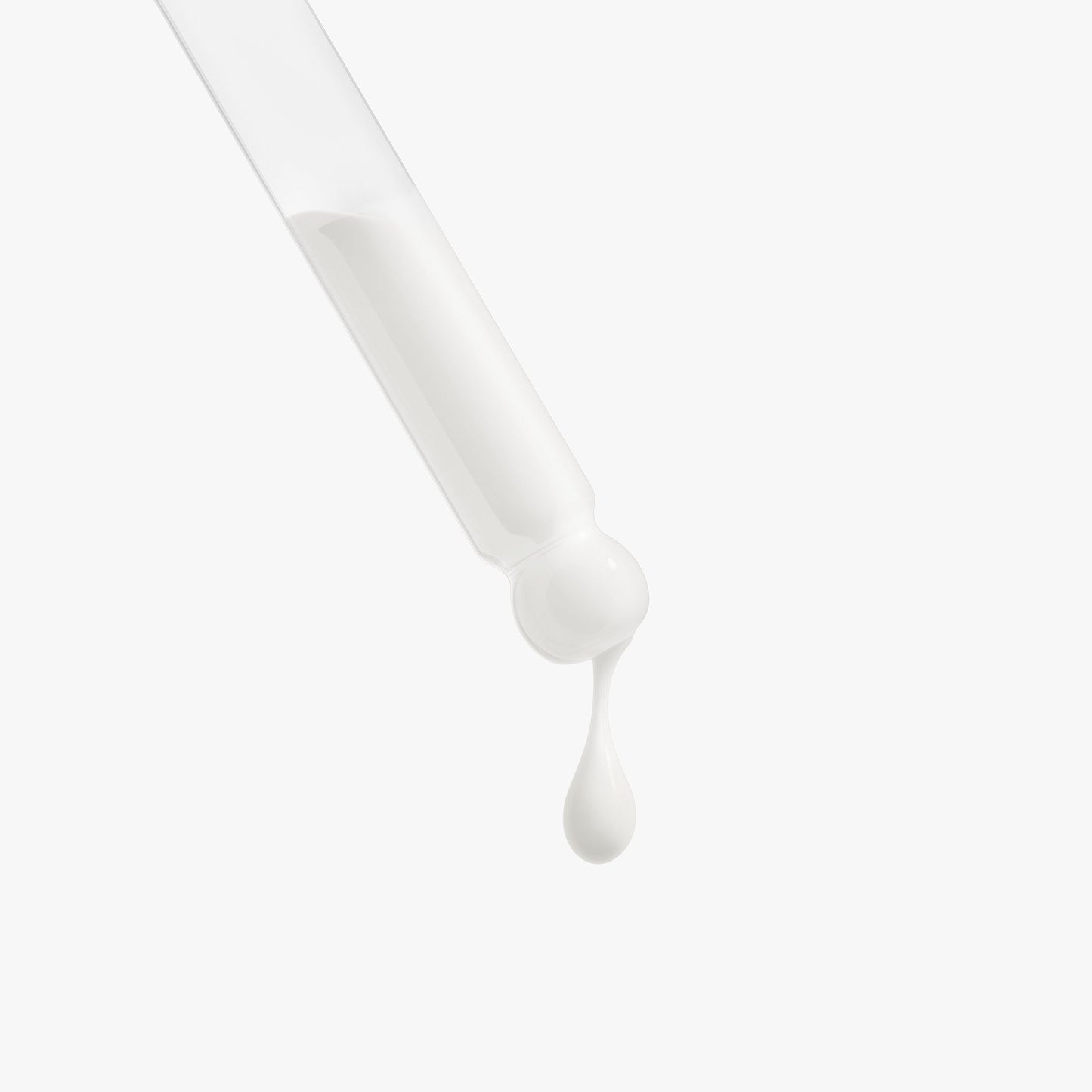 Sérum facial con retinol y péptidos
